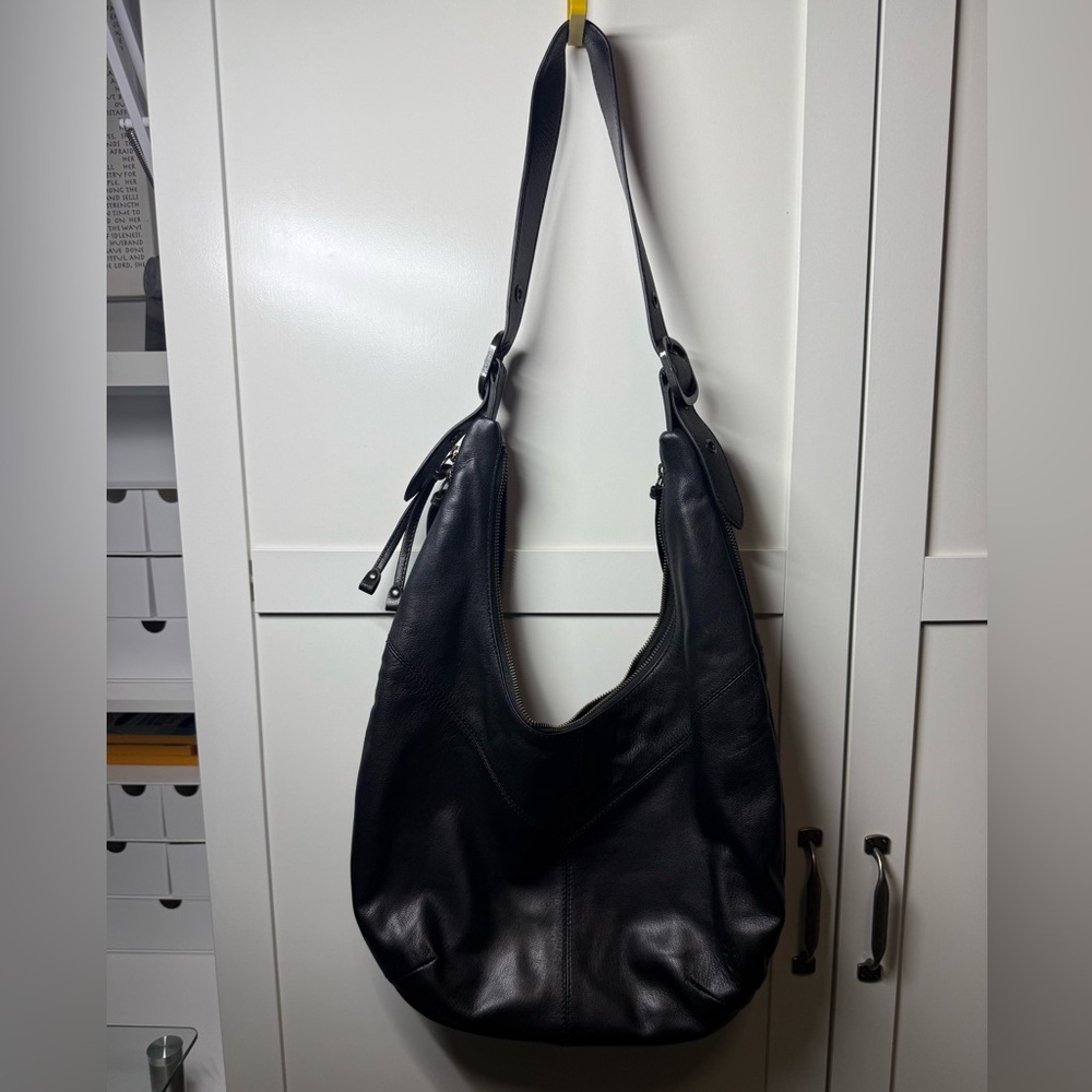 Black Leather Shoulder Hobo Bag - Classic Everyday Style